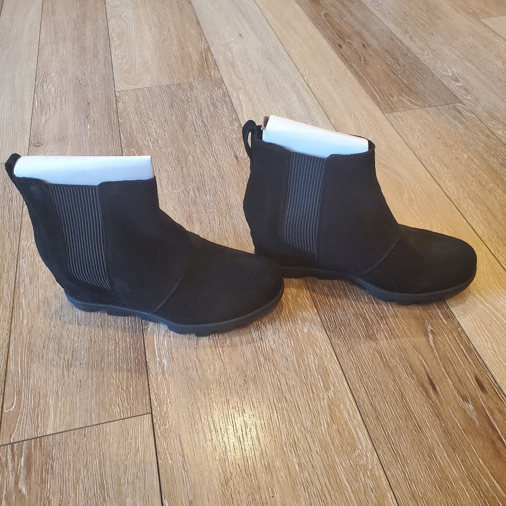 Joan of Artic Wedge II Chelsea
